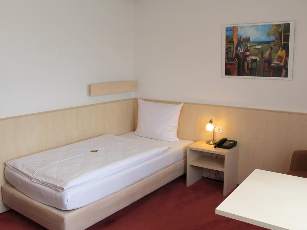 Hotel Am Bad اسلنغن المظهر الخارجي الصورة